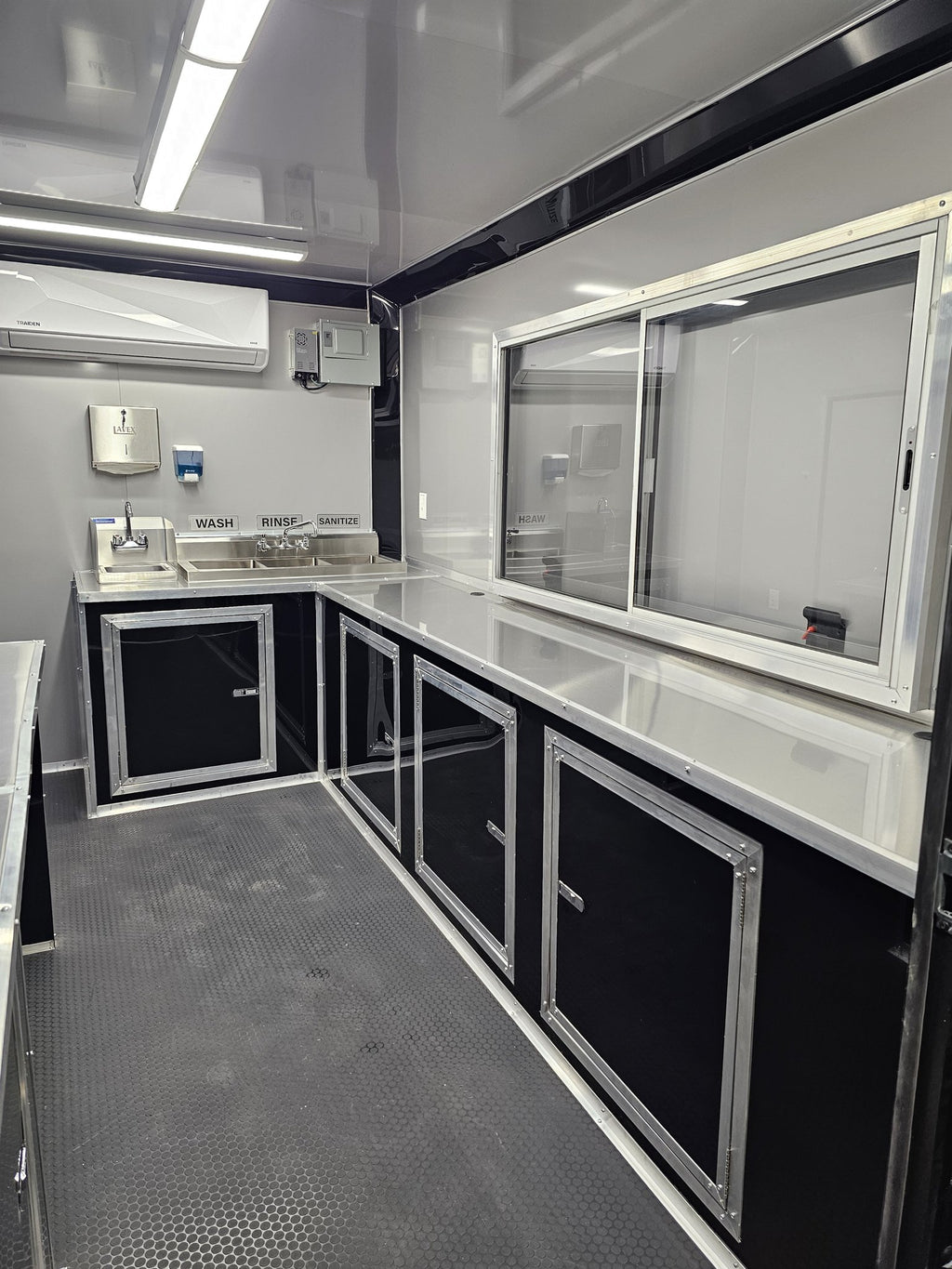 18 Ft Dirty Soda Bar Trailer