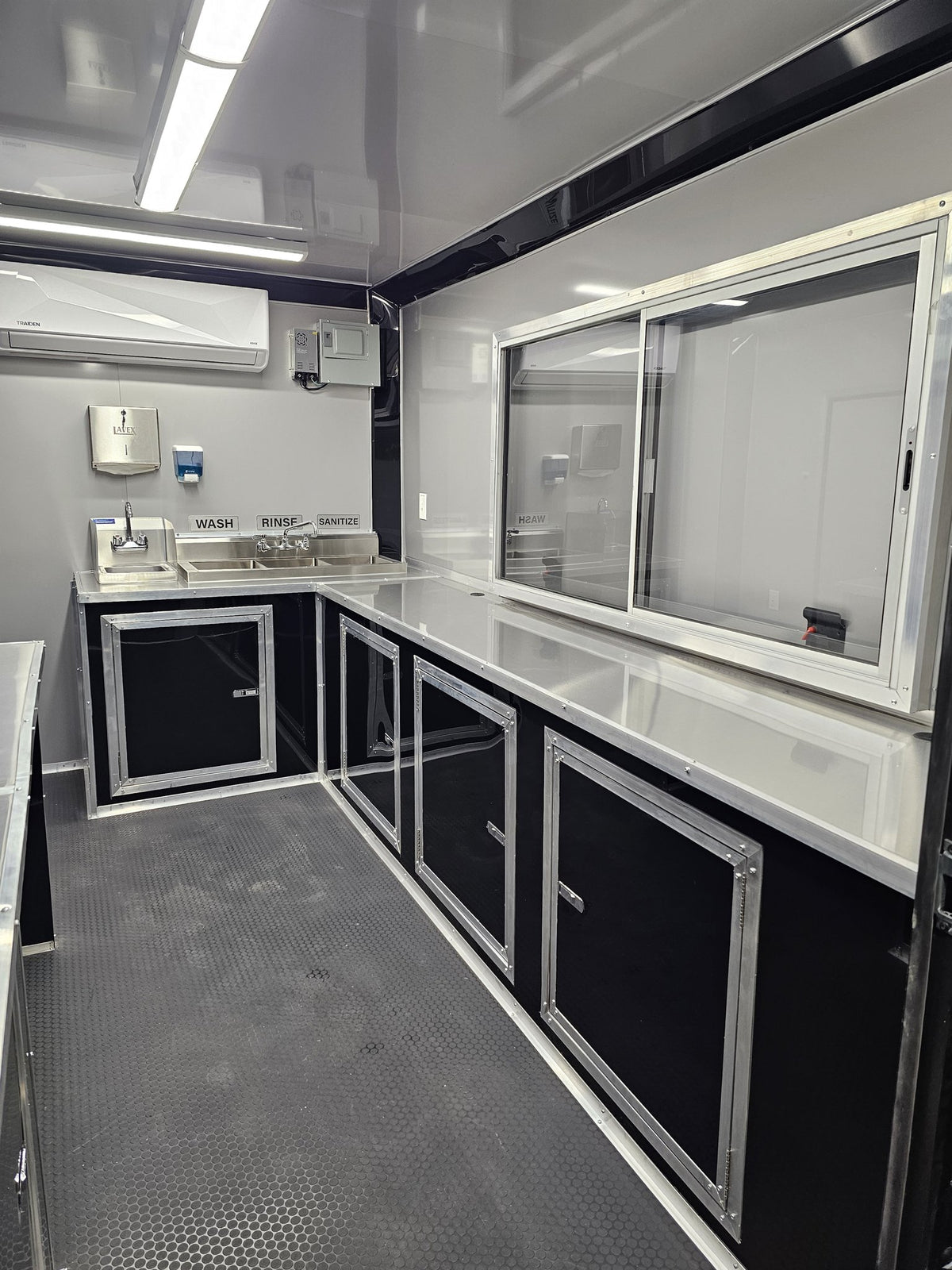 18 Ft Dirty Soda Bar Trailer