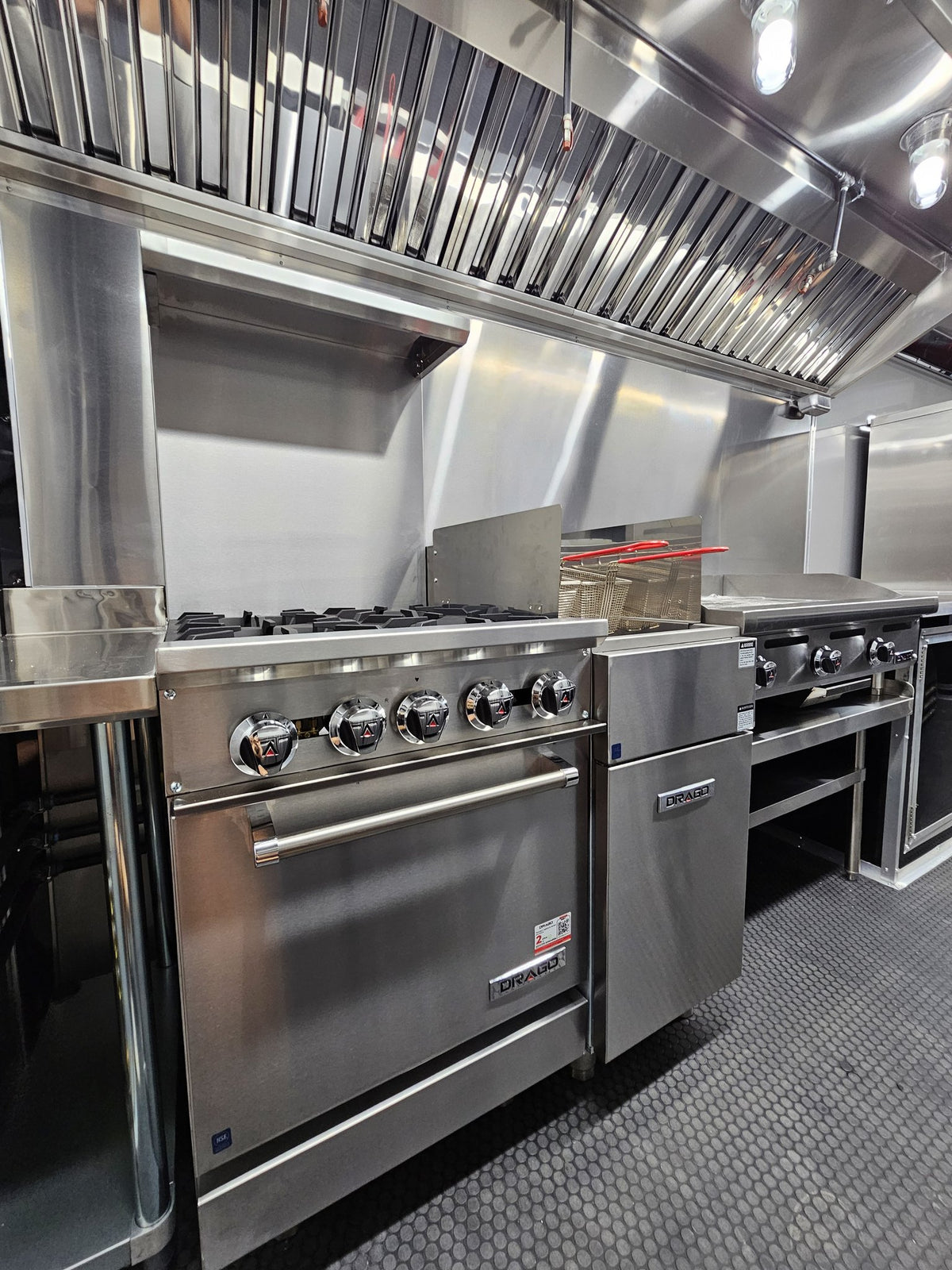 20 Ft Deluxe Food Trailer
