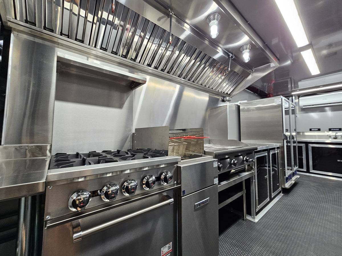 20 Ft Deluxe Food Trailer