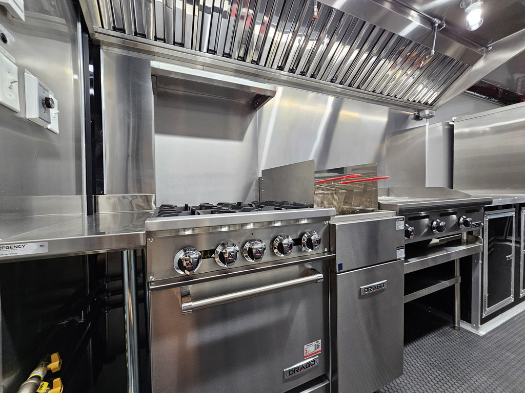 20 Ft Deluxe Food Trailer