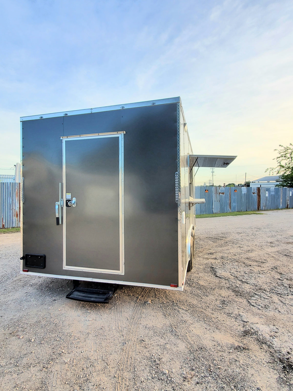 18 Ft Charcoal Gray Cooking Trailer