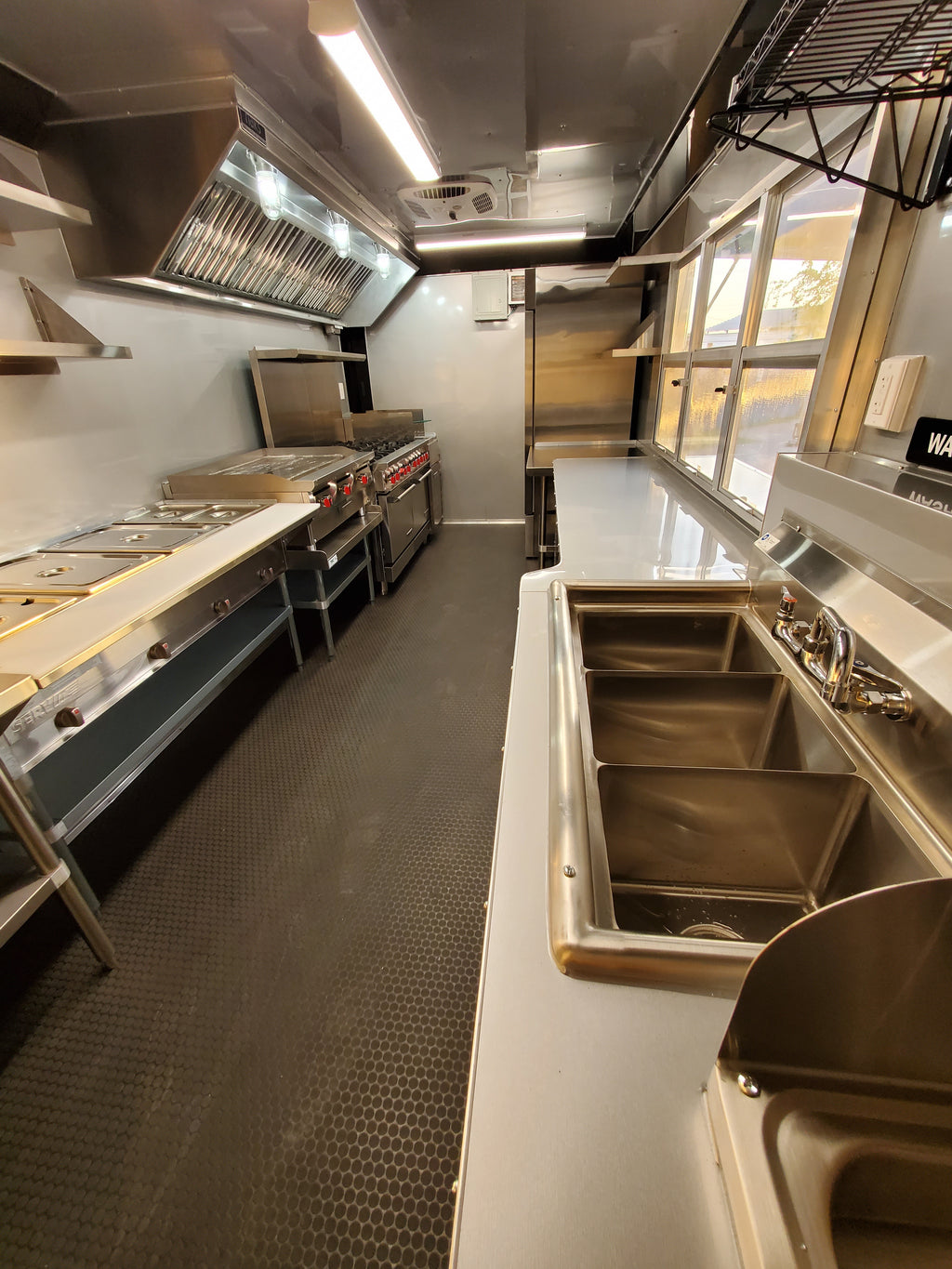 18 Ft Charcoal Gray Cooking Trailer