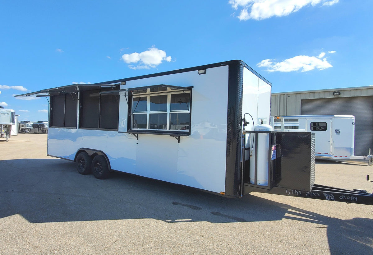 24 FT Gull Wing Porch – Kettle Korn Trailer
