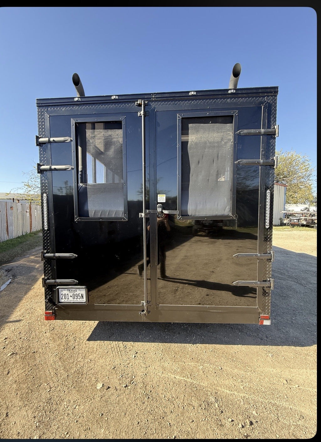 28 FT Smoker Concession with Restroom