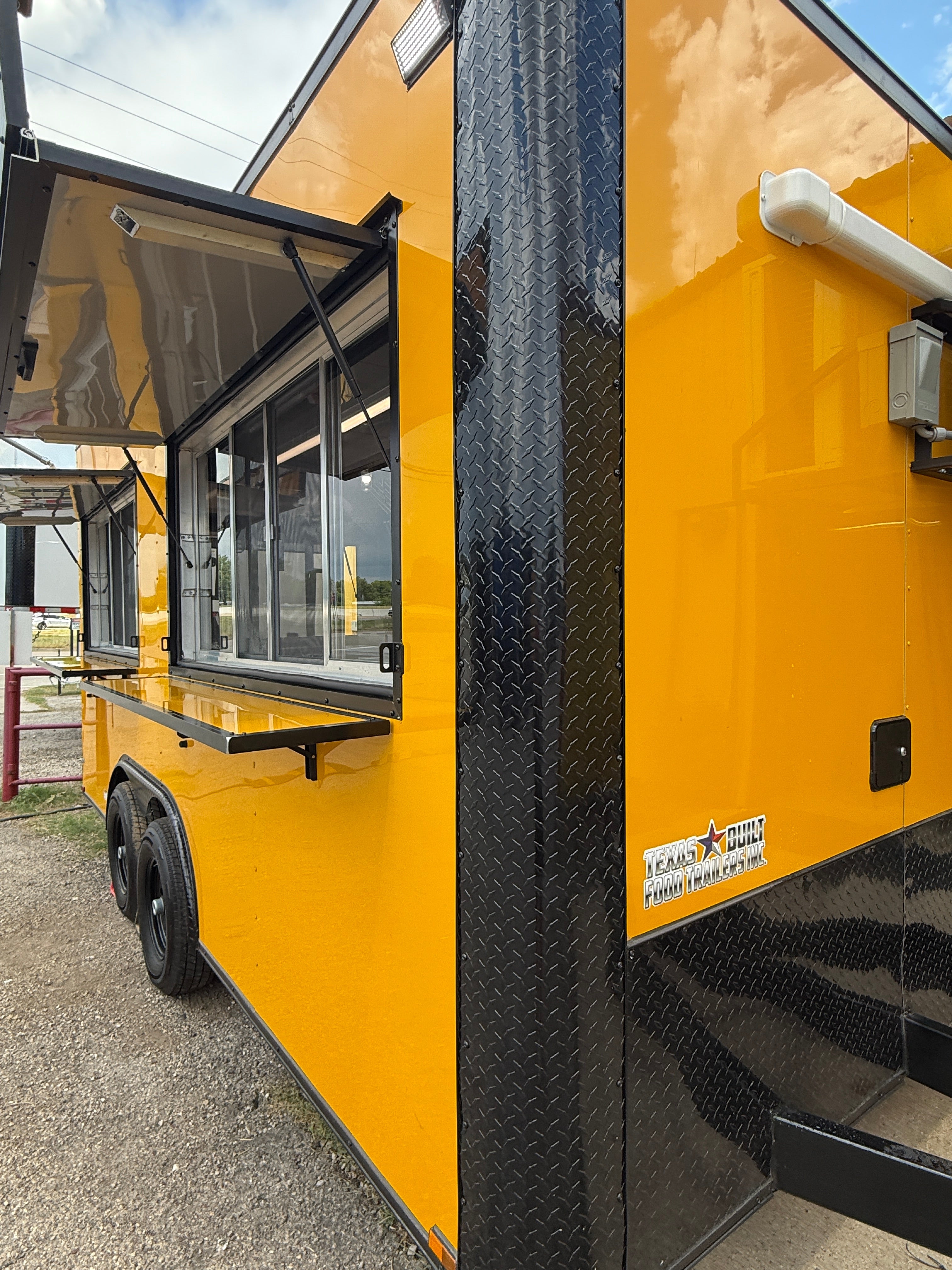16 FT Funnel Cake Trailer
