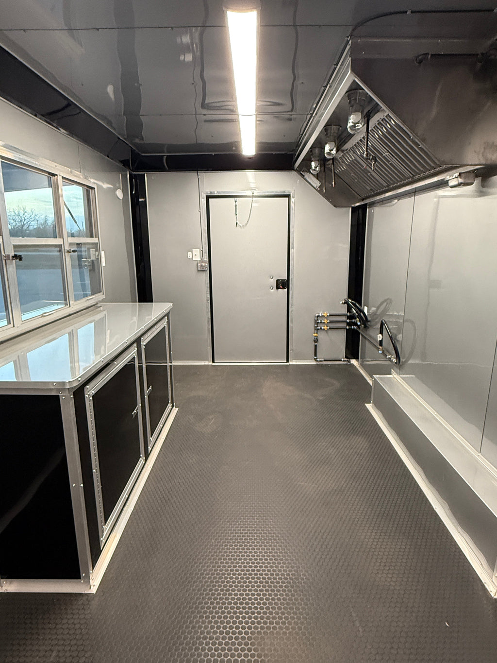 18 FT Kitchen Concession Trailer