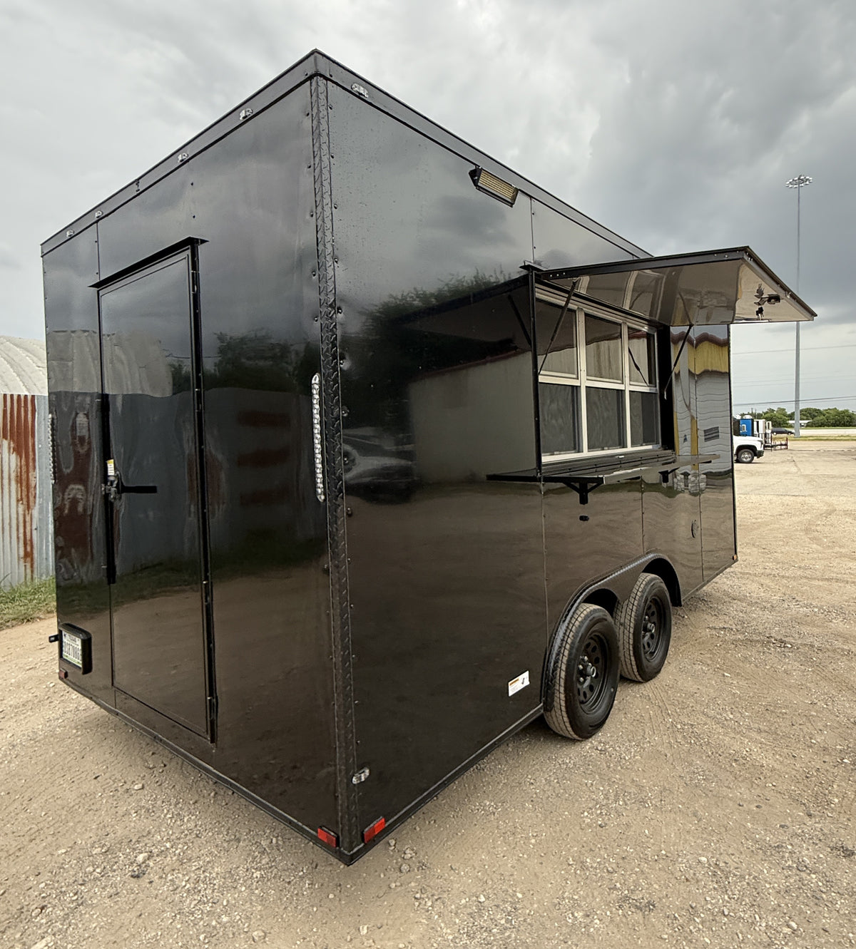 18 FT Concession Food Trailer