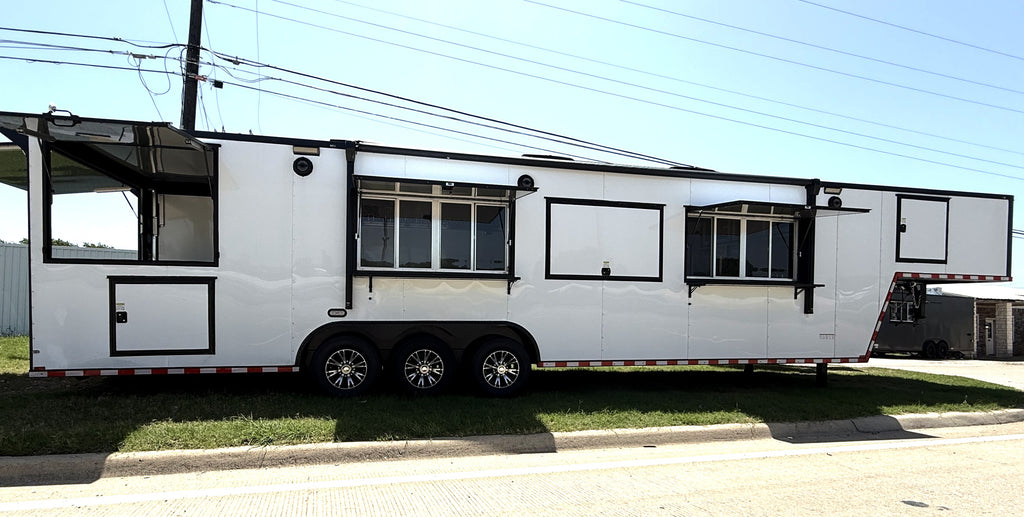 40 FT Gooseneck Southern Pride Rotisserie Smoker Trailer