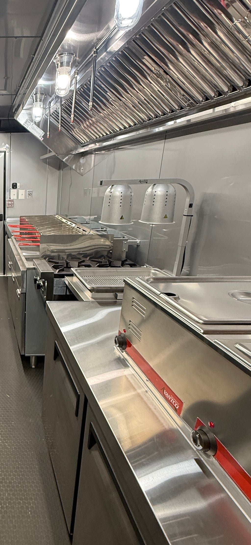 18 Ft Cooking- Fryer Trailer