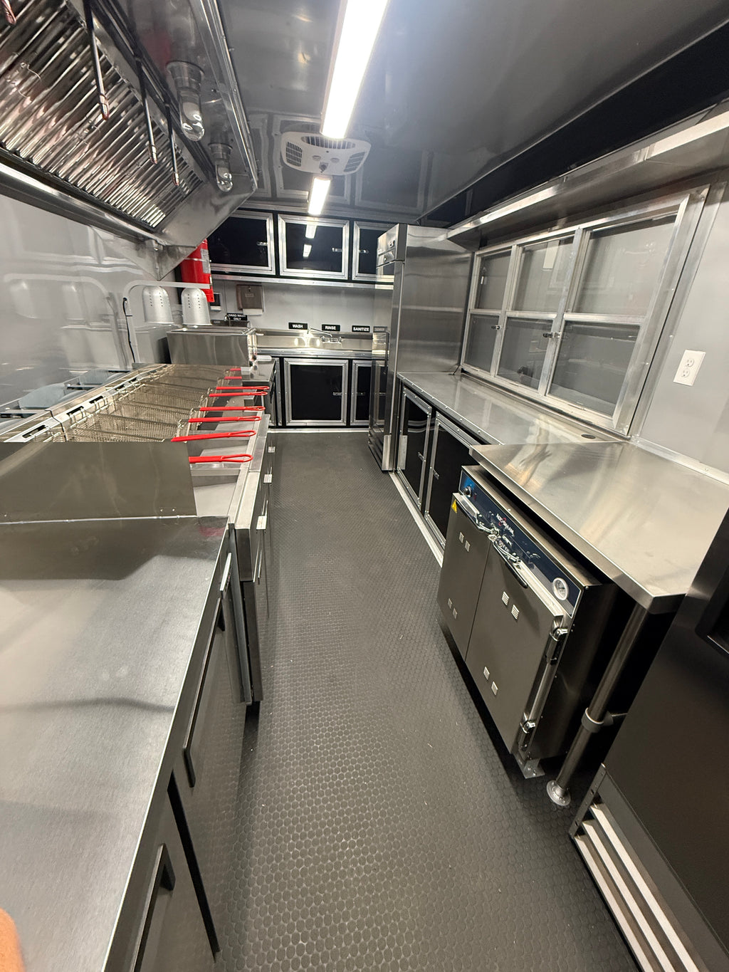 18 Ft Cooking- Fryer Trailer